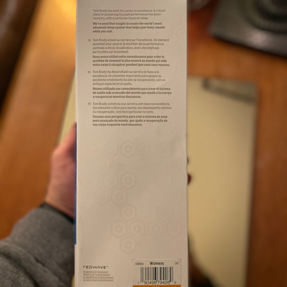 UA athleterecovery sleepwear TB12 women’s top sz S - Picture 5 of 6